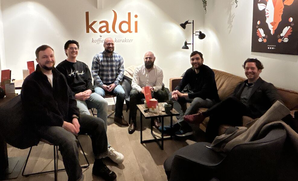 Alkmaar Builders meetup at Kaldi coffee bar in Alkmaar